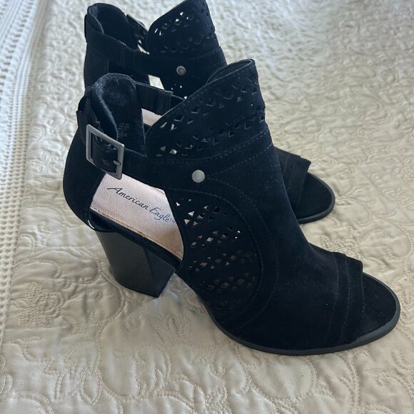American Eagle Black Suede Peep Toe Heeled Sandals Size 10 - Picture 1 of 6